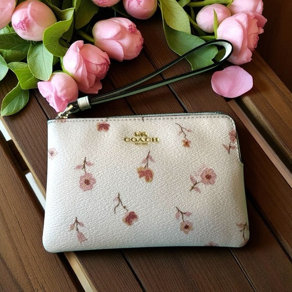 Coach Floral Print Wristlet in Chalk | Style F67550 - Picture 1 of 11